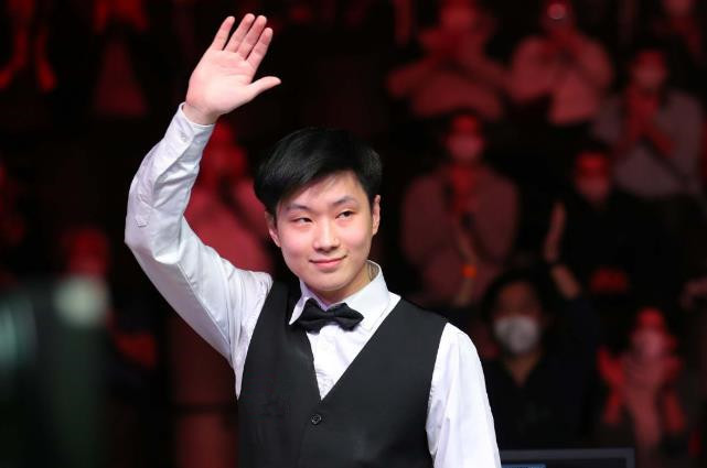 紧凑有力的 紧凑有力的